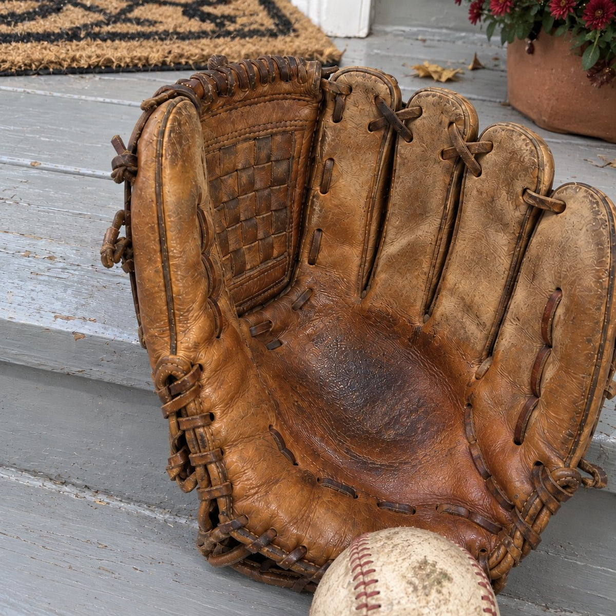 Close-up of the glove pocket and lacing after buffing